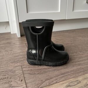 Ugg rain boots toddler size 7